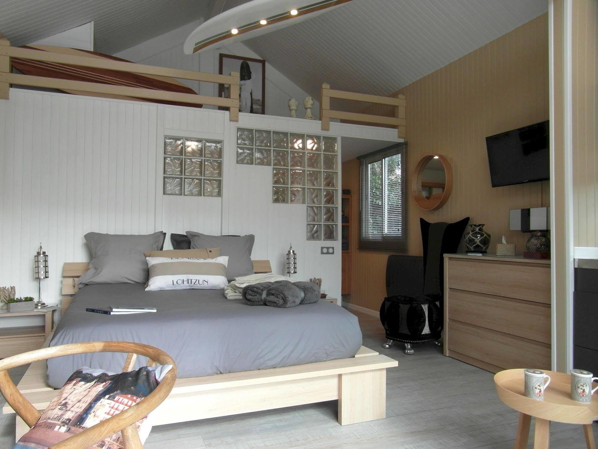 MAROSENIA TTIKI - Cabanes et Spa Ascain Extérieur photo