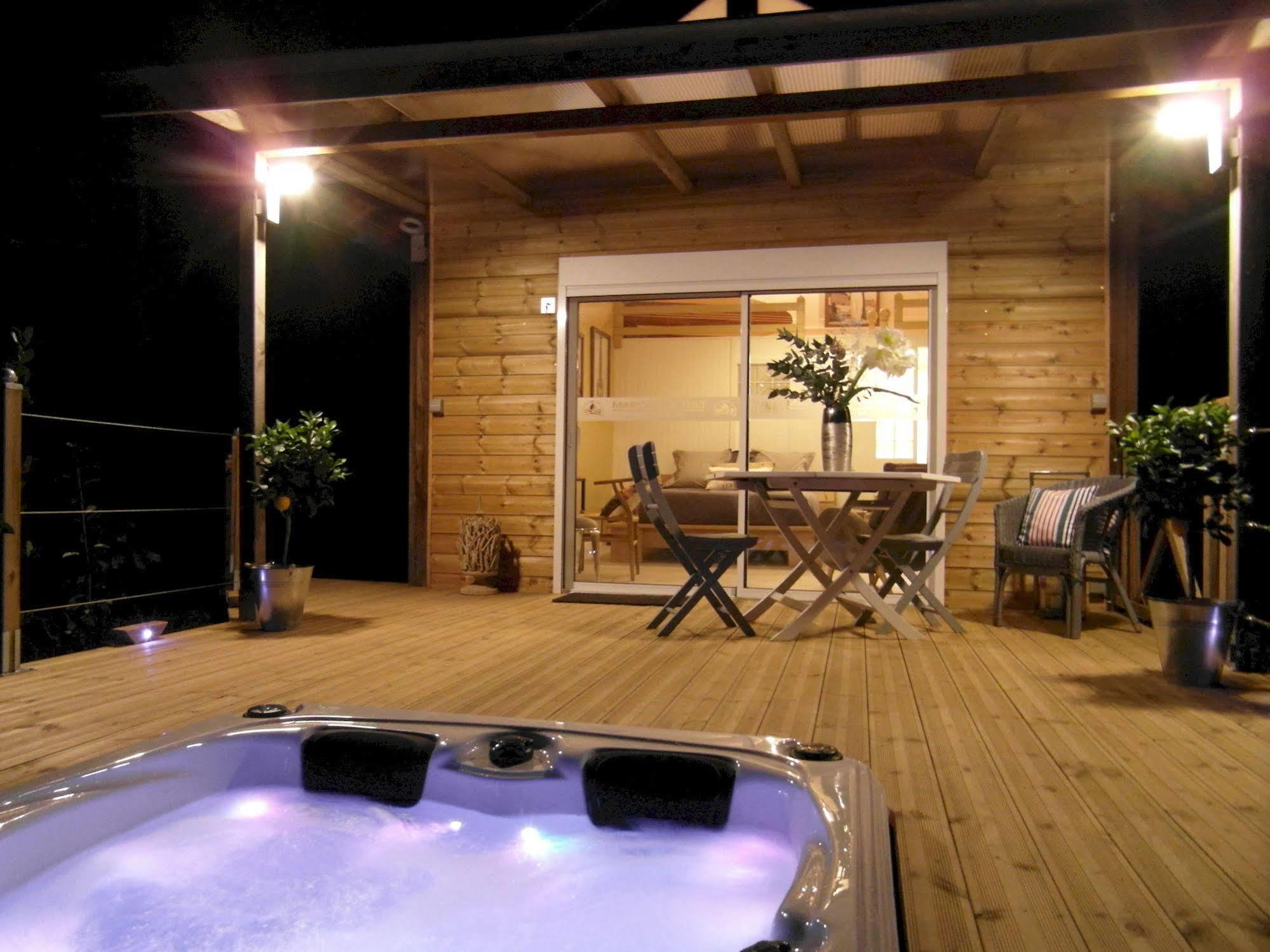 MAROSENIA TTIKI - Cabanes et Spa Ascain Extérieur photo